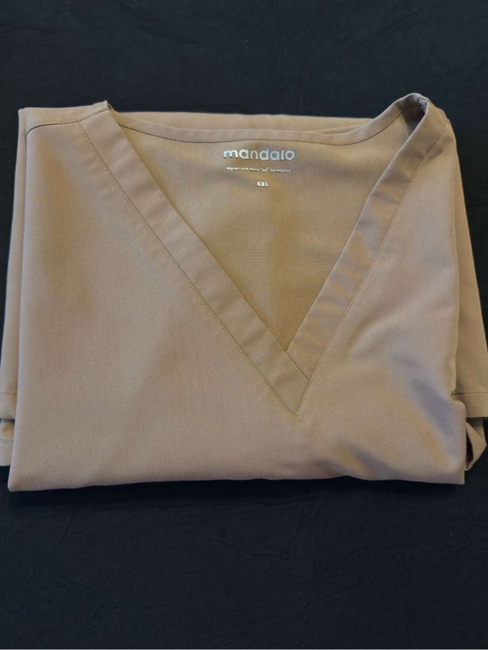 Mandalo V-Neck Scrub Top in Taupe